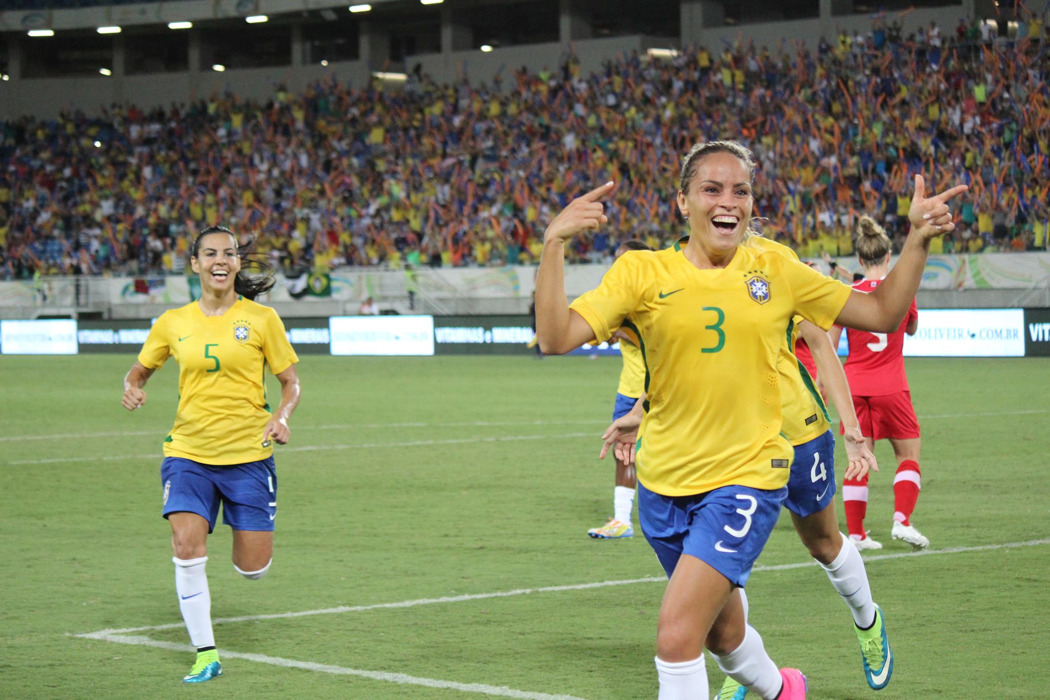 Mônica Hickmann Alves, A Xerife Da Seleção! FuteBlog Notícias