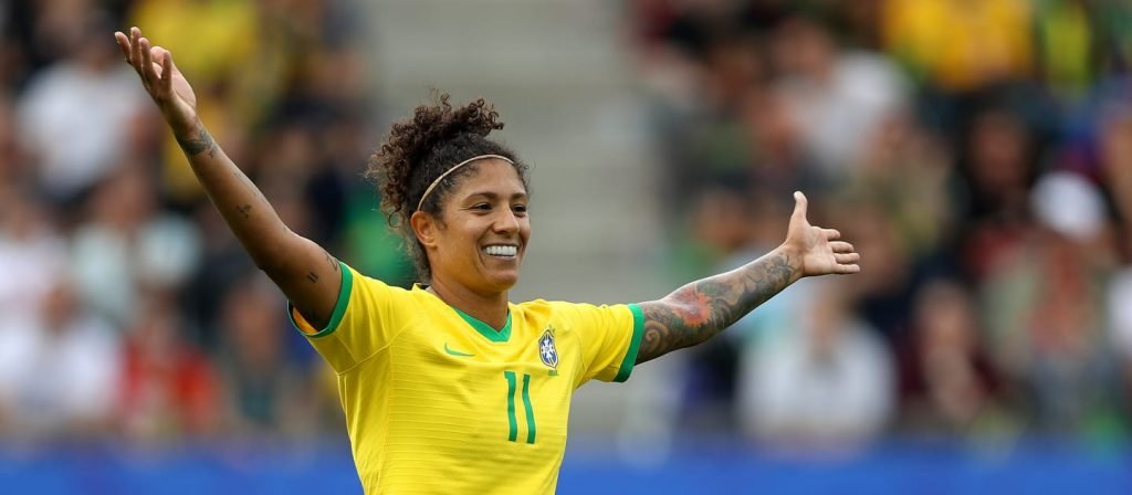 jogadora-cristiane